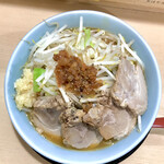 島田のラーメン 庄二郎 - 豚ラーメン ニンニクヤサイマシ　上から