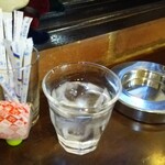 蜜蜂 - 灰皿完備