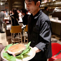 スガラボヴィー - 