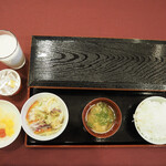 三原シティホテル - 私がセルフサービスで選んだ朝食です