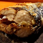 栄夏 - 鯖の塩焼きの断面