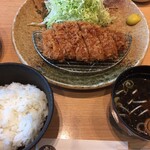 平田牧場 - 三元豚ランチロースかつ膳