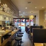 寿司と天ぷら ニューツルマツ - 店内