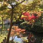 あめや - お店の前の風景