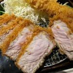 とんかつ いわい - 厚切りロースかつ定食＋エビフライ