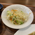 Asian Dining FOOD EIGHT - サラダ