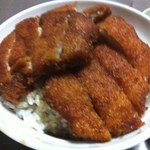 Buruubaado - かつ丼 650円　（2012/07）