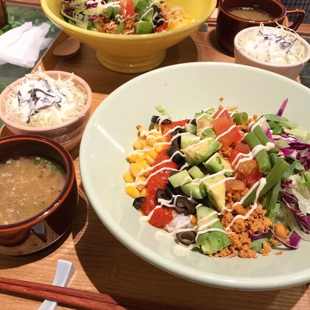 Wired Chaya ルミネエスト新宿店 ワイアードチャヤ 新宿 カフェ 食べログ