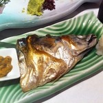 京ばし松輪 - 松輪サバの塩焼き。脂がのってます。