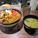 どんぶりかんじょう - スタカレー丼　500円