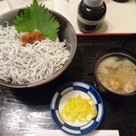 お食事処 梅渓 - しろめの丼