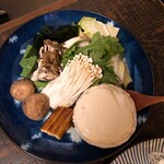 Menshouno Kokorotsukushi Tsurutontan - お鍋の具材