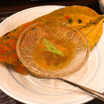 鳥田中 - 赤雲丹のコンソメスープのゼリー寄せ