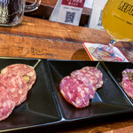 リパブリュー - このひのおすすめ サラミ３種盛り 858円