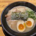 Koganeya - 京都濃口醤油ラーメン味玉入り　並
