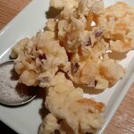 蕎麦屋 にこら - なると金時と海老のかき揚げ