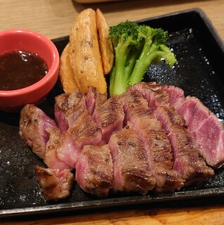STEAK × WINE 肉バル LIMIT DISH - リブロースステーキ