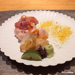 丸新 - 螺貝､目一鯛､目鯛､喜知次､天然本鮪ﾄﾛ､金目鯛