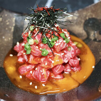 焼肉 拍手喝采 -  拍手喝采ユッケ