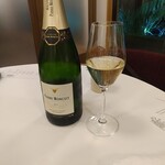 シェ ケンタロウ - 今日の泡