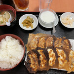 Tabehoudai Gyouzaya - 