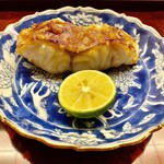 道人 - クエ（五島産）の味噌柚庵焼き。火入れも素晴らしく炙った味噌の香ばしさが際立つ。