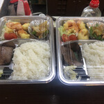 居喰処 光 - 予約のお弁当 670円→5個以上で500円
      2020/11/15
      本日の日替り 海鮮丼 500円