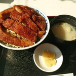 さわ屋食堂 - ソースかつ丼(900円)