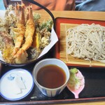 そば処 ふくろう - 天ぷら蕎麦(冷たい蕎麦、つまりざる蕎麦)　1450円