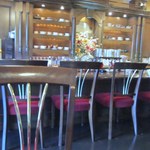 珈琲 伊藤 - 店内は良く利用させていただいた大学時代とほぼ変わらないカウンターとテーブル席のこれぞ喫茶店っていう雰囲気です。