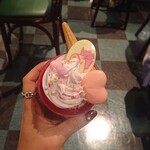 ルイズ N.Y. ピザ パーラー - 