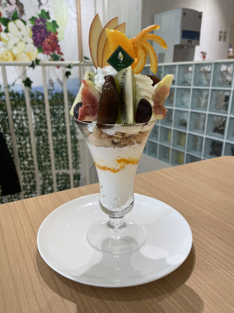 観音山フルーツパーラ 神戸店 旧居留地 大丸前 フルーツパーラー 食べログ