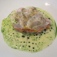 オトワ レストラン - ヤシオマスのコンフィ　バターソースとハーブオイル