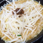 Raamen Ka Getsu Arashi - 嵐げんこつらあめん醤油＋もやし