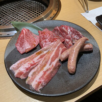 近江うし焼肉 にくTATSU 銀座店 - 