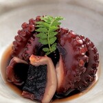 Uramasazushi - 先ずはたｵｽｽﾒ蛸の柔らか煮。酒の肴に最高の一品！