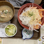 Sukiya - サーモンオニオン丼とアサリ汁