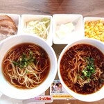 成田アニメデッキ - 志那そばやと勝浦式担々麺 江ざわ
            トッピングC
            1000円