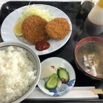 草刈ドライブイン - メンチコロッケ定食 (650円)