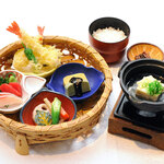 bamboo basket Bento (boxed lunch) set