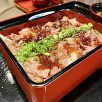 札幌かに家 本店 - 牛焼肉重