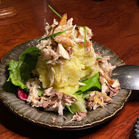 カルネジーオ イースト - 