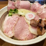 麺屋NOROMA - 特選つけ麺 大盛り チャーシュー増し