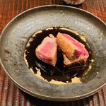 京天神 野口 - ☆信州牛のヒレカツ　
      ◎バルサミコソースをかけて頂く。ヒレカツはレアに揚げてあり、酸味が効いたソースも美味い。