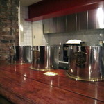 ピルゼン - カウンターには氷冷式のビアサーバーがあります