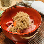 京天神 野口 - ☆トリュフがけ牛丼の完成。おろした黒トリュフの香りがいっぱいの牛丼。美味い。