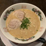 Yakiton Chikuzenya - 豚骨ラーメン（480円＋税）