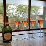 イチリン ハナレ - ローラン・ペリエ・キュヴェ・ロゼ、シャンパンで乾杯♪(*^^)o∀*∀o(^^*)♪