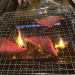 ヤキニク ホルモン どうげん - 