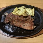 らぶた - スペアリブ スパイシー焼き（200g）…1200円+税